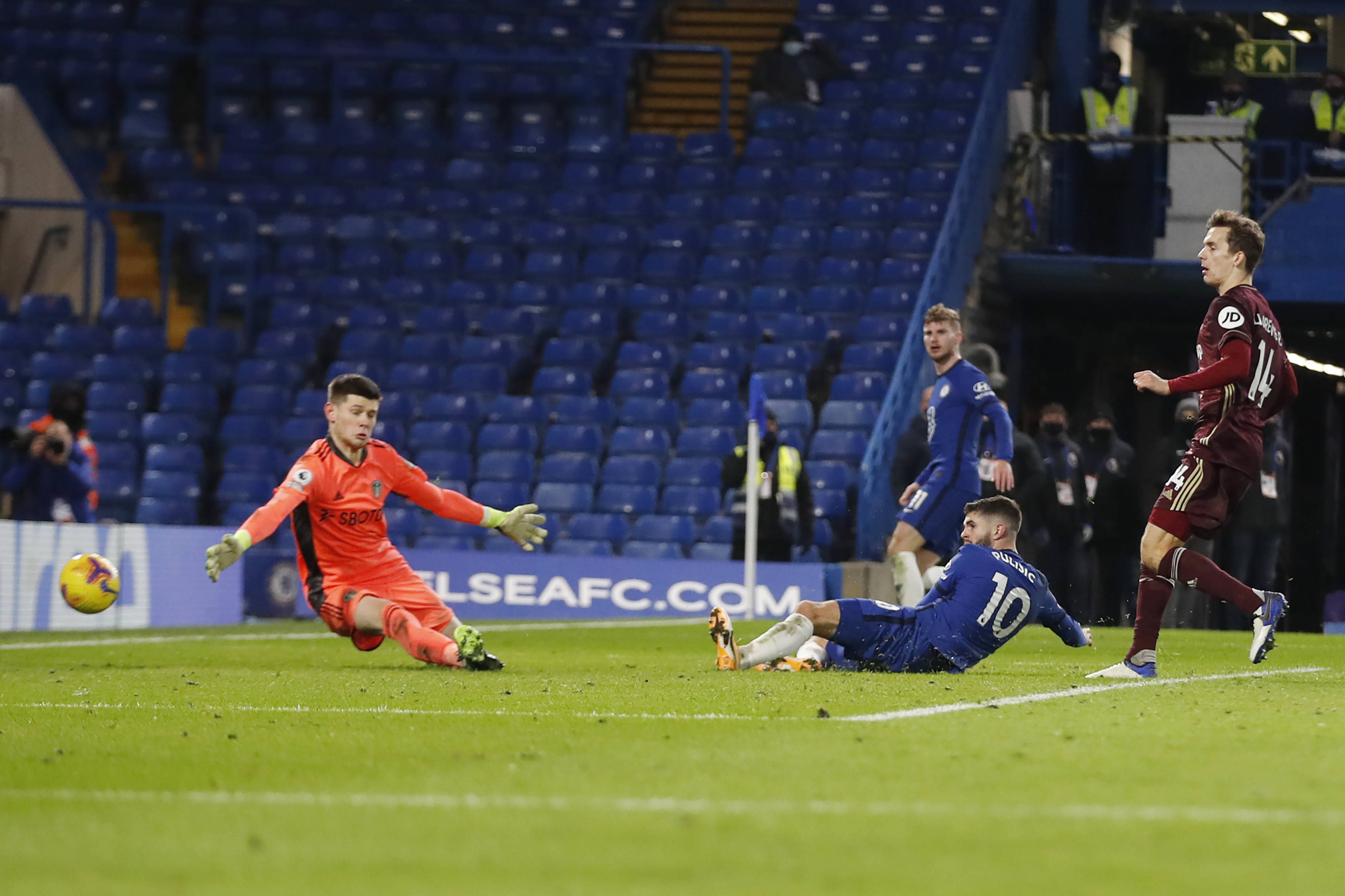 了恩波利年 了恩波利年